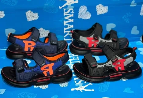 صندل بچه‌ گانه سبک و انعطاف‌ پذیر